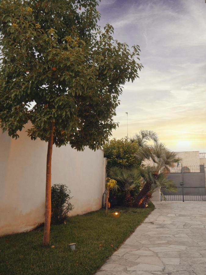 Adele E Il Duca Bed And Breakfast เลชเช ภายนอก รูปภาพ