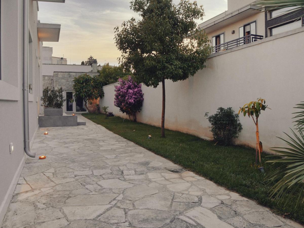 Adele E Il Duca Bed And Breakfast เลชเช ภายนอก รูปภาพ