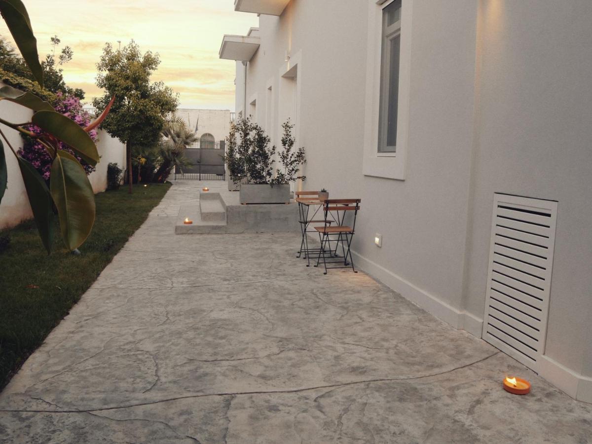 Adele E Il Duca Bed And Breakfast เลชเช ภายนอก รูปภาพ