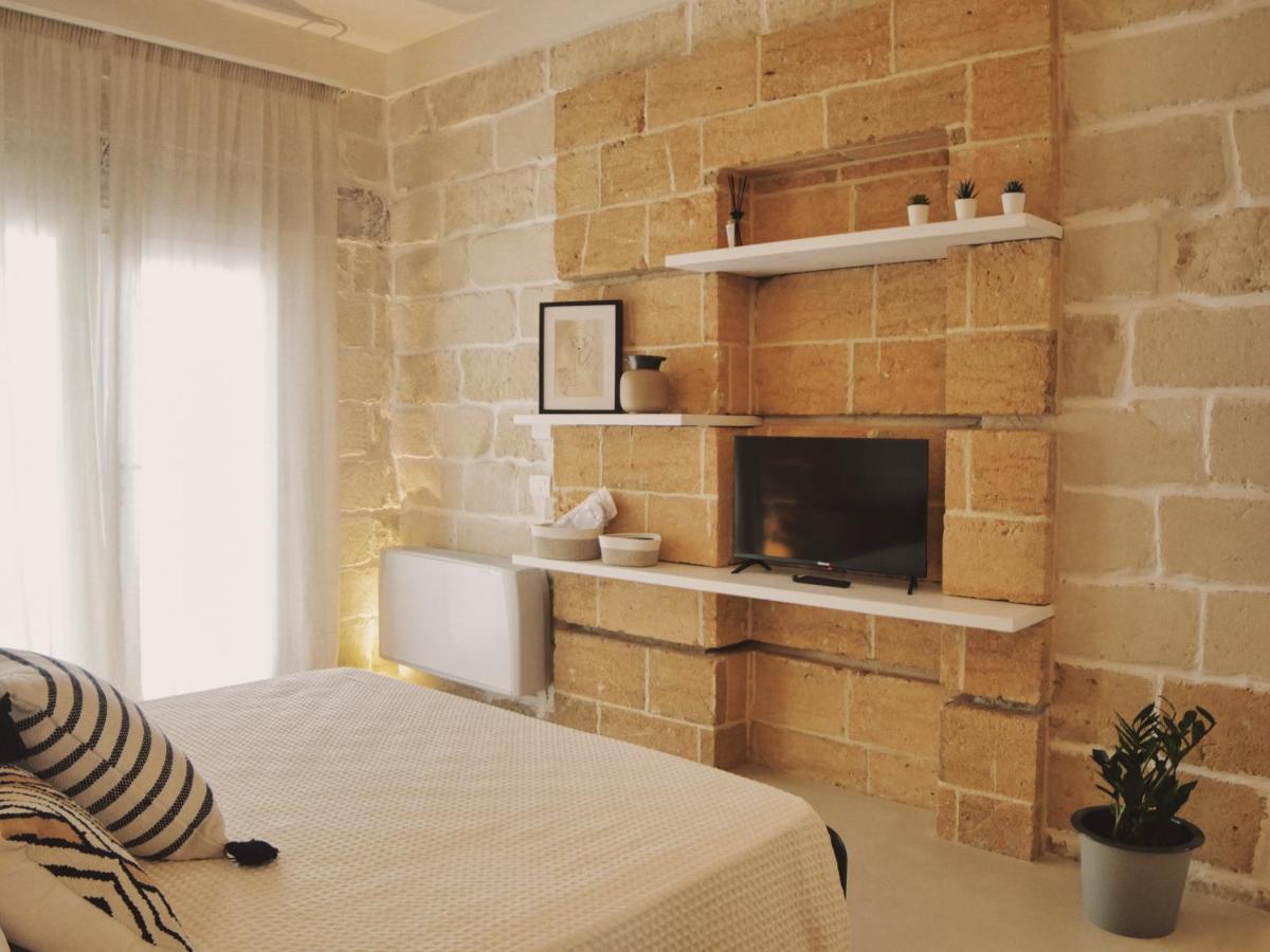 Adele E Il Duca Bed And Breakfast เลชเช ภายนอก รูปภาพ