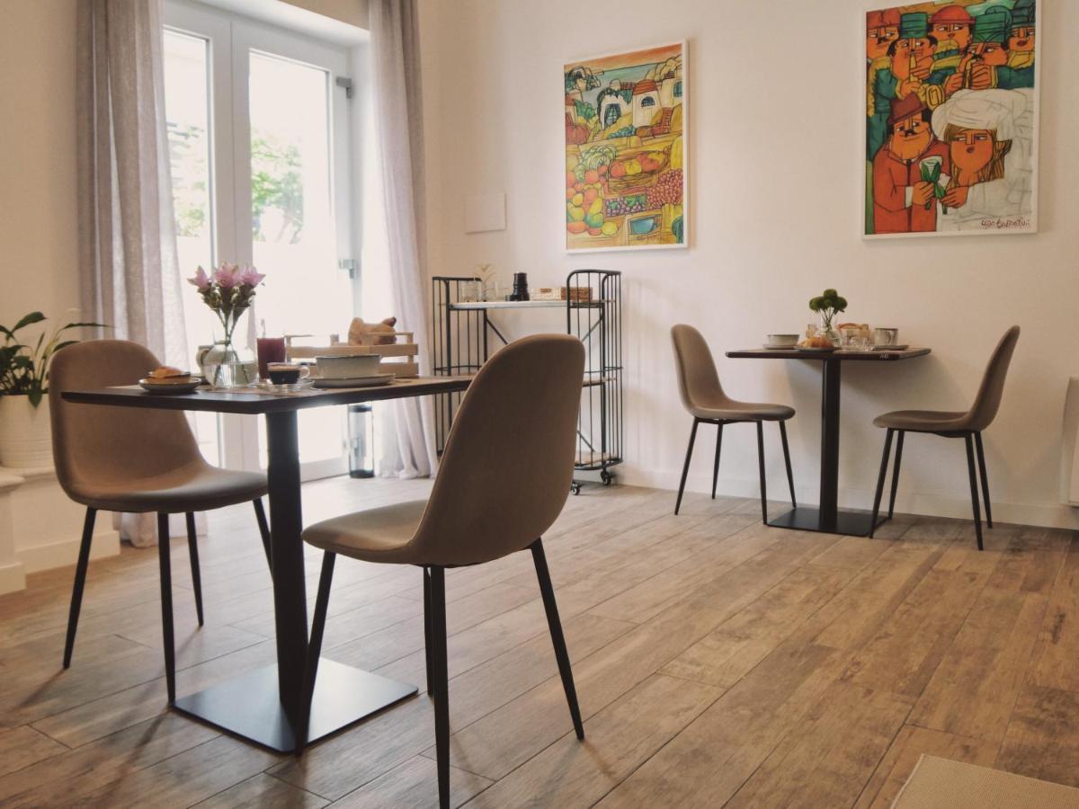 Adele E Il Duca Bed And Breakfast เลชเช ภายนอก รูปภาพ