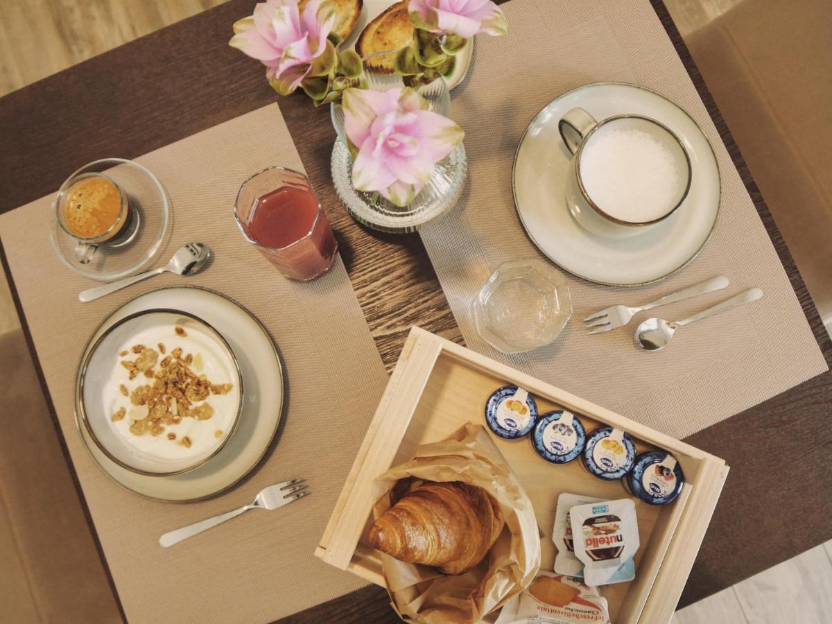 Adele E Il Duca Bed And Breakfast เลชเช ภายนอก รูปภาพ