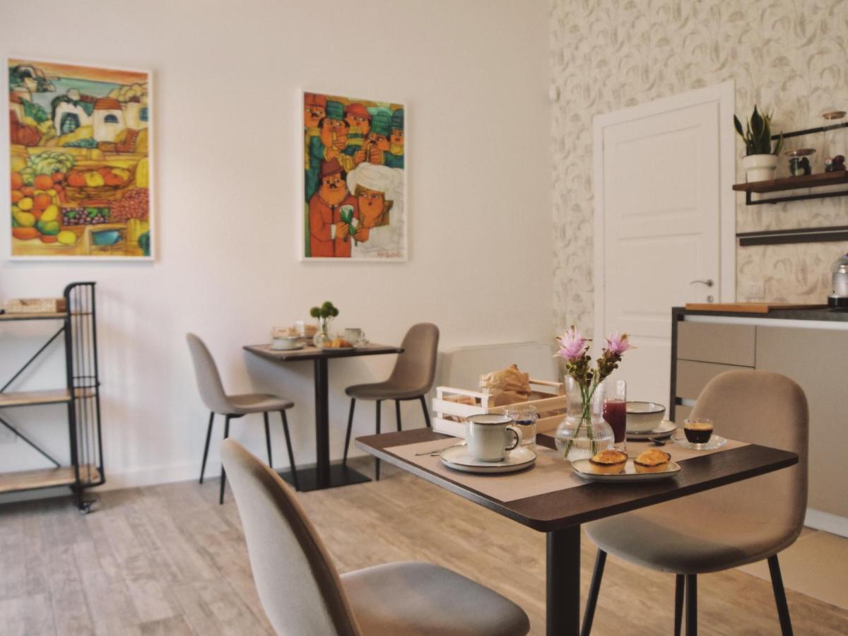 Adele E Il Duca Bed And Breakfast เลชเช ภายนอก รูปภาพ