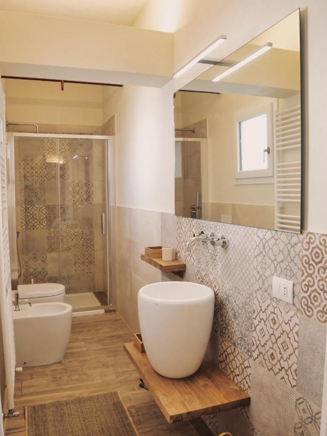 Adele E Il Duca Bed And Breakfast เลชเช ภายนอก รูปภาพ