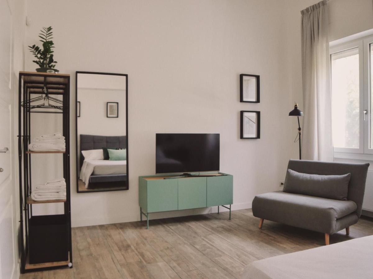 Adele E Il Duca Bed And Breakfast เลชเช ภายนอก รูปภาพ